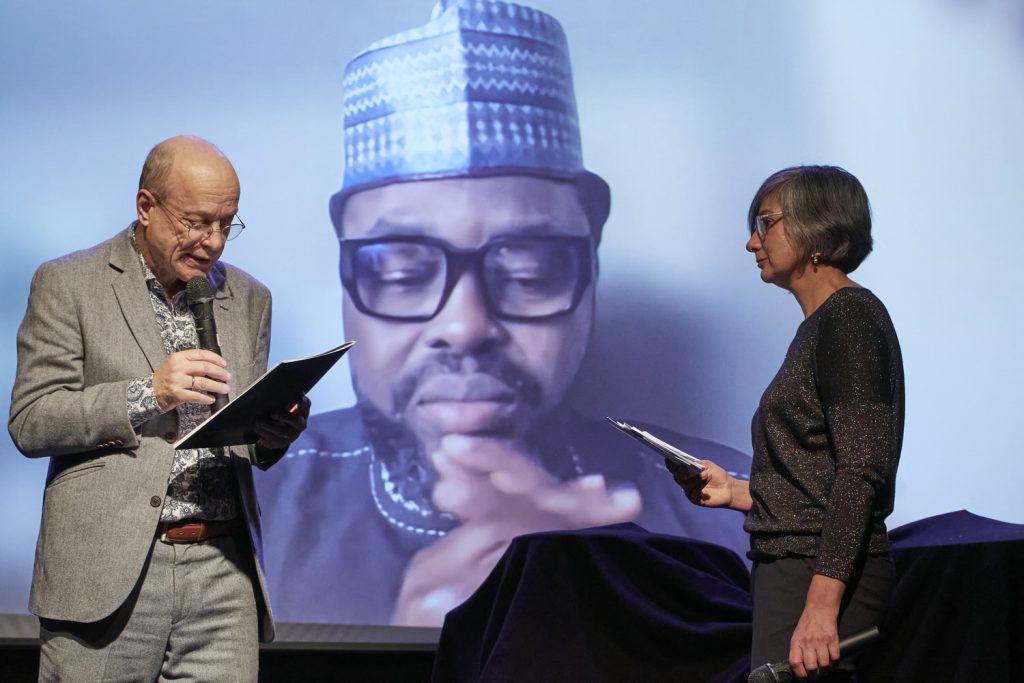 Dr. Payal Parekh talking to Scientific Advisory Board Member Dr. Ernst Fürlinger